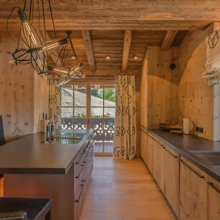 Henna Penthouse, Near Ski Lift, Hot Tub
